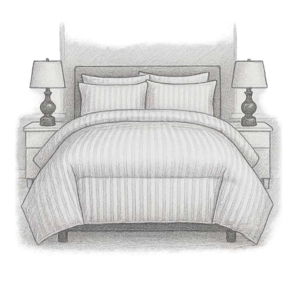 Hotel Grand White Goose Down Comforter (Queen Size)